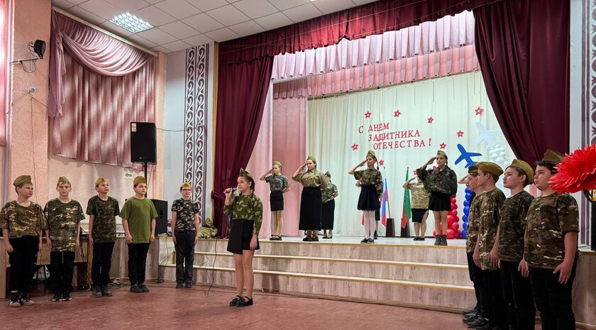 Фото: отдел СМИ администрации Приазовского МО