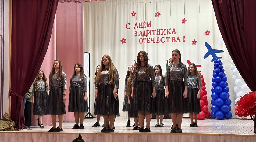Фото: отдел СМИ администрации Приазовского МО